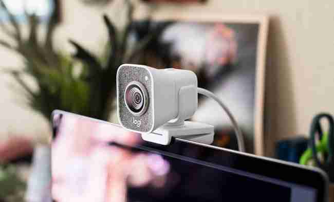 Quali sono le migliori webcam per YouTube e video conferenze?